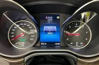 Mercedes-Benz V 300, 2.0, 174 kW, дизель, автомат, задний привод