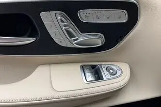 Mercedes-Benz V 300, 2.0, 174 kW, дизель, автомат, задний привод