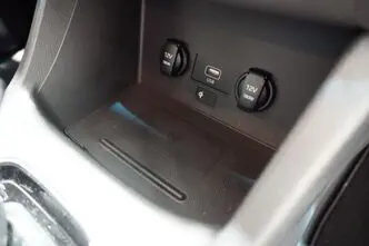 Hyundai i30, 1.5, 117.5 kW, гибрид, автомат, передний привод