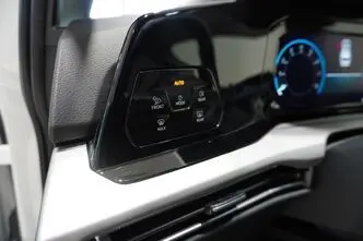 Volkswagen Golf, 1.5, 96 kW, hybrid, automatic, front-wheel drive