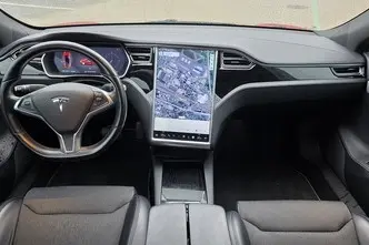 Tesla Model S, 386 kW, electric, automatic, four-wheel drive