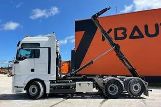 MAN TGX 26.560 6x2*4, 412 kW, diesel, automatic