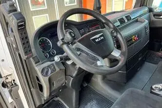 MAN TGX 26.560 6x2*4, 412 kW, diesel, automatic
