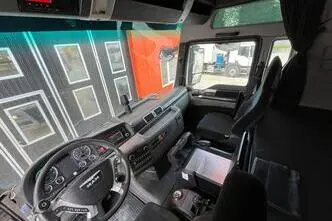 MAN TGX 26.560 6x2*4, 412 kW, diesel, automatic