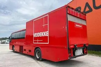 Volvo B12M 4x2, 309 kW, дизель, механическая