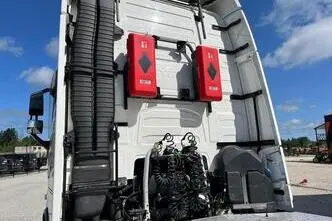 Volvo FH 500 6x2, 375 kW, дизель, автомат
