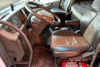 Volvo FH 500 6x2, 375 kW, дизель, автомат
