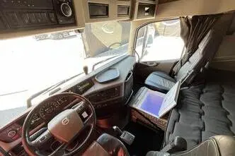 Volvo FH 500 6x2, 375 kW, дизель, автомат