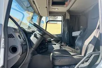 DAF CF330, 240 kW, дизель, автомат