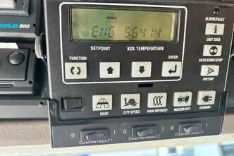 DAF CF330, 240 kW, дизель, автомат