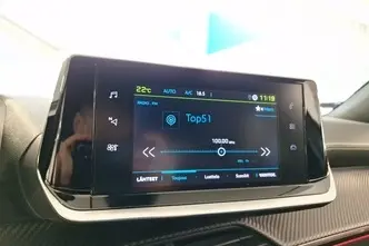 Peugeot 2008, elekter, automaat, esivedu