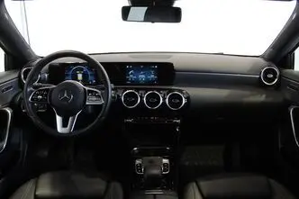 Mercedes-Benz A 180, 1.3, 100 kW, bensiin, automaat, esivedu