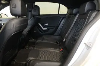 Mercedes-Benz A 180, 1.3, 100 kW, bensiin, automaat, esivedu