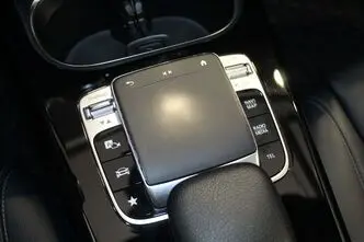 Mercedes-Benz A 180, 1.3, 100 kW, bensiin, automaat, esivedu