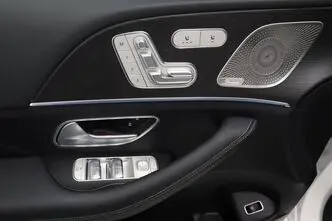 Mercedes-Benz GLE 300, 2.0, 198 kW, hybrid, automatic, four-wheel drive