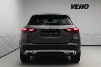 Mercedes-Benz GLA 180, 1.3, 100 kW, hybrid, automatic, front-wheel drive