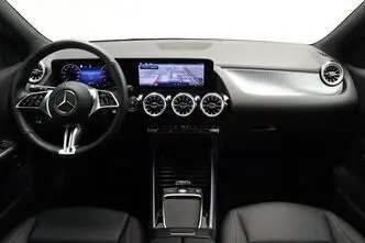 Mercedes-Benz GLA 180, 1.3, 100 kW, hybrid, automatic, front-wheel drive