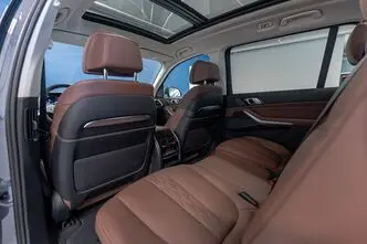 BMW X7, 3.0, 280 kW, гибрид, автомат, полный привод