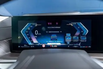 BMW X7, 3.0, 280 kW, гибрид, автомат, полный привод