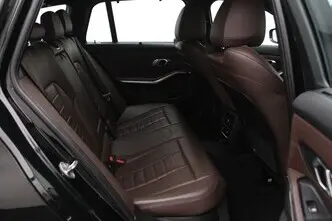 BMW 318, 2.0, 115 kW, petrol, automatic, rear-wheel drive