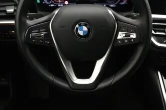 BMW 318, 2.0, 115 kW, petrol, automatic, rear-wheel drive