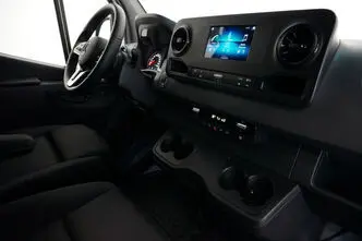 Mercedes-Benz Sprinter, 2.0, 125 kW, diesel, automatic, rear-wheel drive