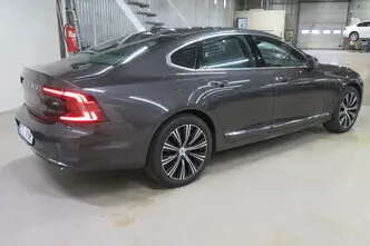 Volvo S90, 2.0, 184 kW, hybrid, automatic, front-wheel drive
