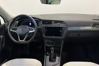 Volkswagen Tiguan, 1.4, 110 kW, pistikhübriid, automaat, esivedu