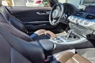 BMW Z4, 2.0, 180 kW, petrol, automatic, rear-wheel drive
