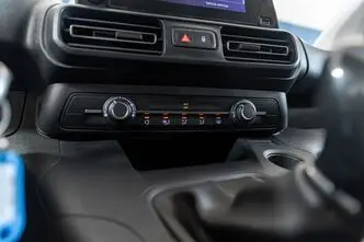 Peugeot Rifter, 1.5, 75 kW, дизель, механическая, передний привод