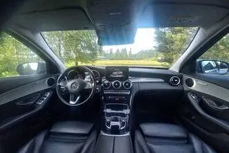 Mercedes-Benz C 200, 2.1, 100 kW, diisel, automaat, tagavedu