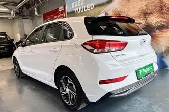 Hyundai i30, 1.0, 88.3 kW, petrol, automatic, front-wheel drive