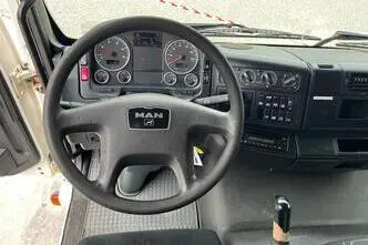 MAN TGL 12.220 4x2, 162 kW, дизель, механическая