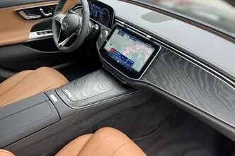 Mercedes-Benz E 200, 2.0, 150 kW, бензин, автомат, полный привод