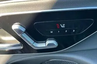 Mercedes-Benz E 200, 2.0, 150 kW, бензин, автомат