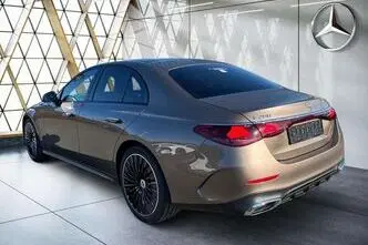 Mercedes-Benz E 200, 2.0, 150 kW, бензин, автомат