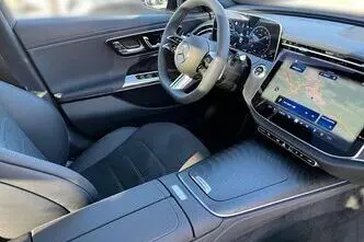 Mercedes-Benz E 200, 2.0, 150 kW, бензин, автомат