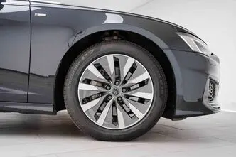 Audi A6, 2.0, 195 kW, hybrid, automatic, four-wheel drive