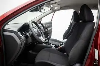 Nissan Qashqai, 1.3, 103 kW, бензин, механическая, передний привод