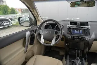 Toyota Land Cruiser, 2.8, 130 kW, diesel, automatic, four-wheel drive