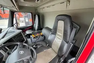 Volvo FM 330 6x2*4, 248 kW, дизель, автомат