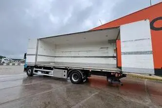 Volvo FM 330 4x2, 250 kW, diesel, automatic