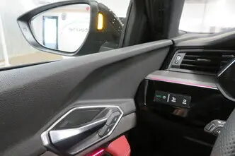 Audi e-tron, 226 kW, elekter, automaat, nelikvedu