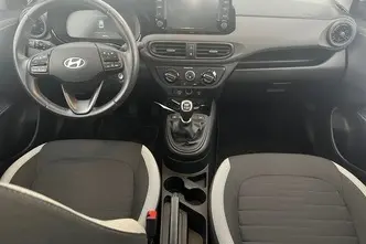 Hyundai i10, 1.0, 49 kW, petrol, manual, front-wheel drive