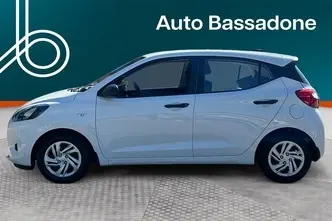 Hyundai i10, 1.0, 49 kW, petrol, manual, front-wheel drive