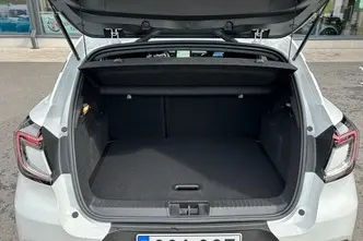 Renault Captur, 1.6, 105 kW, hybrid, automatic, front-wheel drive