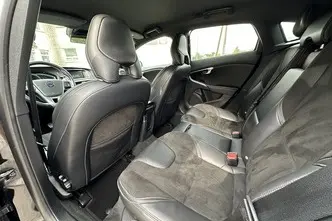 Volvo V40, 2.0, 88 kW, diesel, manual, front-wheel drive