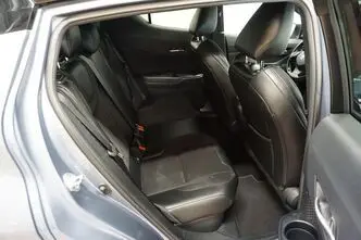 Toyota C-HR, 1.8, 72 kW, гибрид, автомат, передний привод