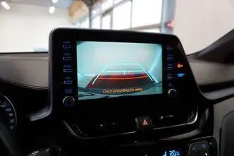Toyota C-HR, 1.8, 72 kW, гибрид, автомат, передний привод