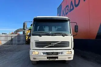 Volvo FL 220 4x2, 164 kW, diisel, manuaal